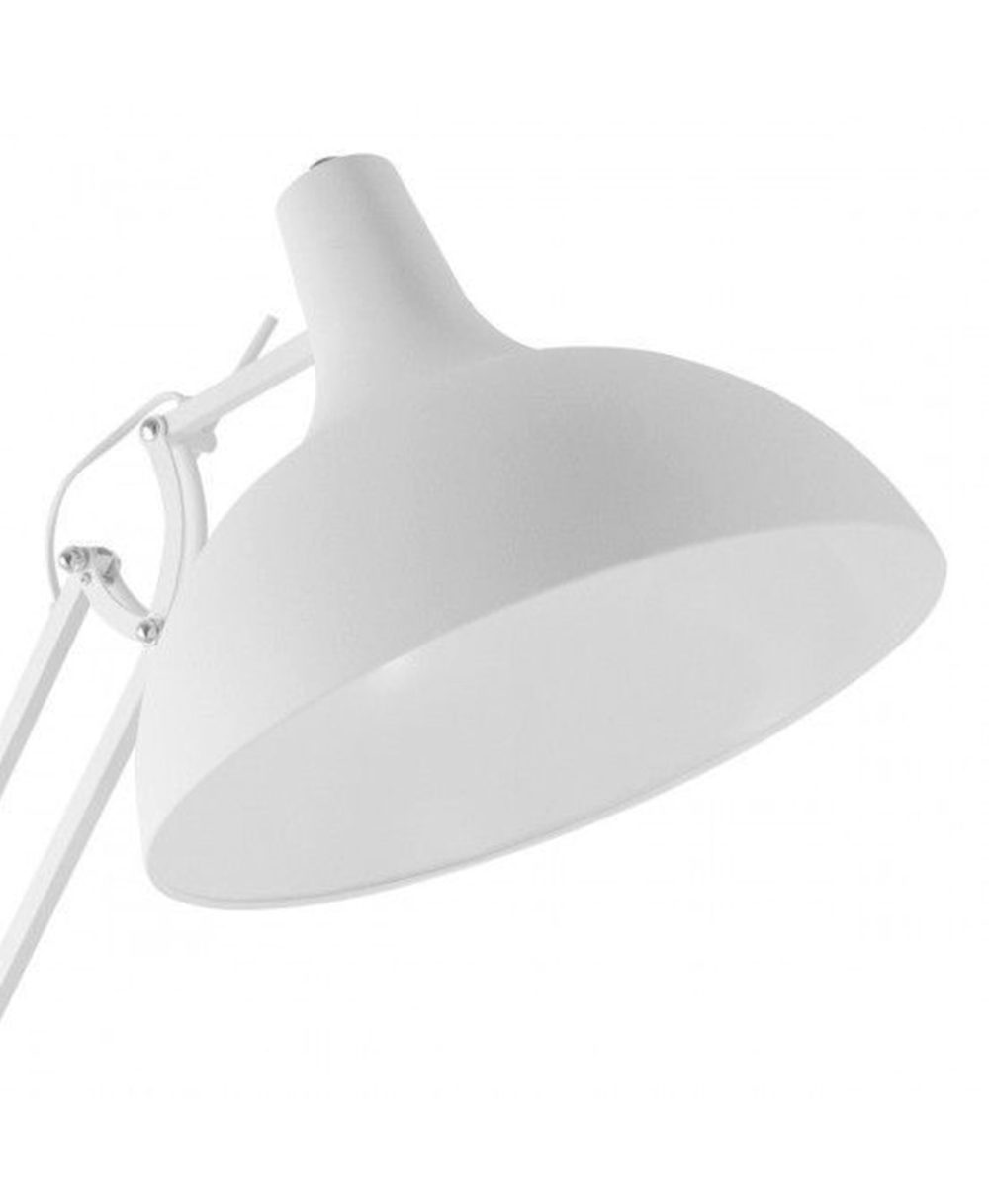 klassik-floor-lamp-white-1-min klassik-floor-lamp-white-1-min